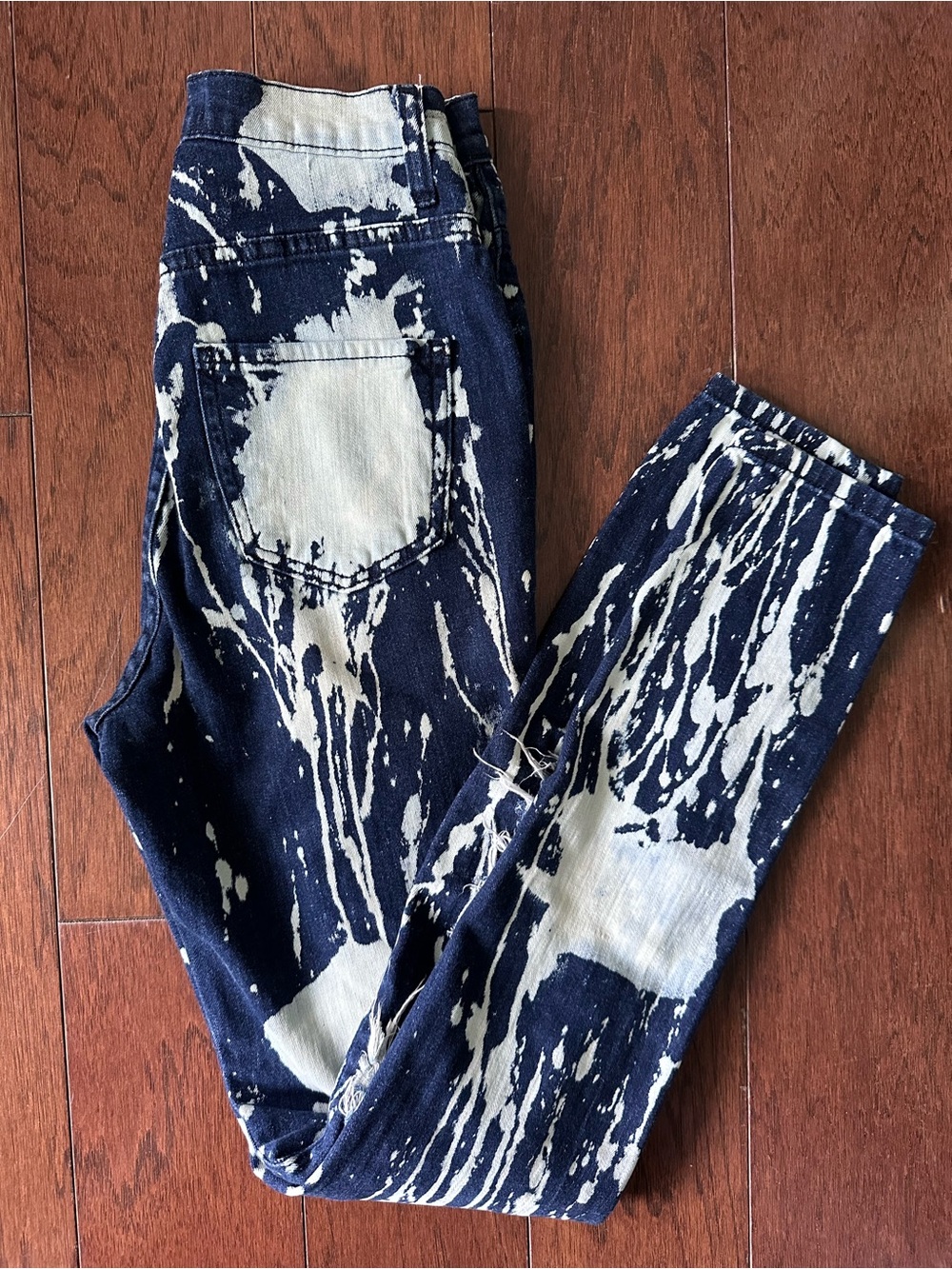 Aphrodite Distressed Paint-Splatter Skinny Jeans high rise unique - Picture 2 of 9